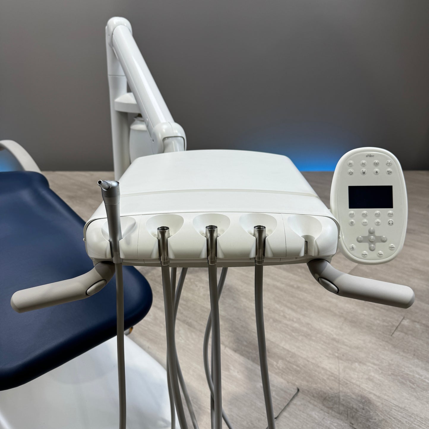 A‑dec 511R/532R Dental Chair Package