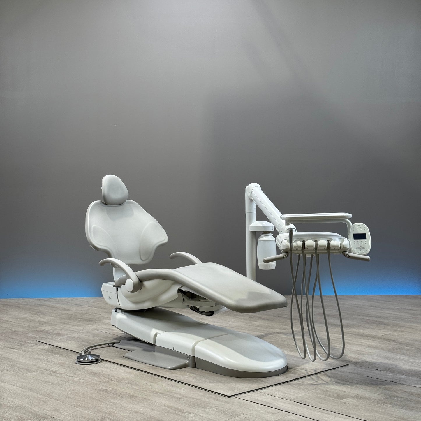 A‑dec 511R/532R Dental Chair Package