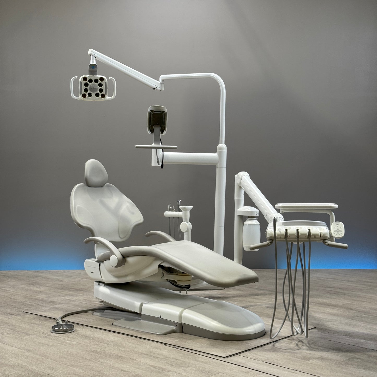 A‑dec 511R/532R Dental Chair Package
